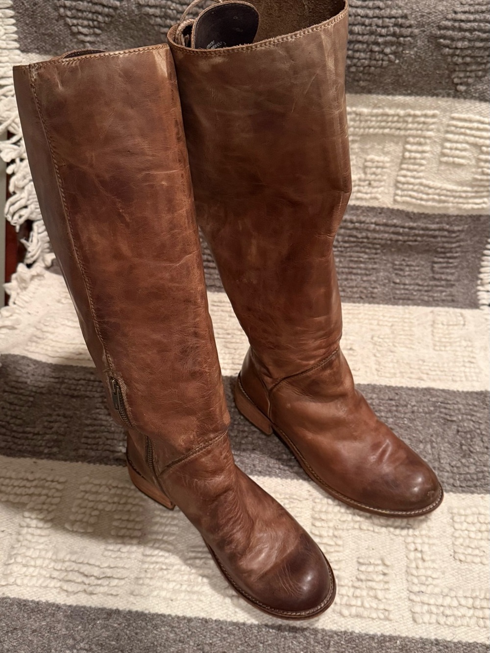 Women’s Tall Lace-Up Brown Leather Boots